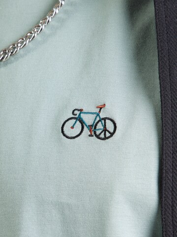 Iriedaily T-shirt 'Peaceride' i blå