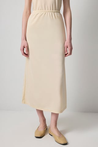 Jupe Touche Prive en beige : devant