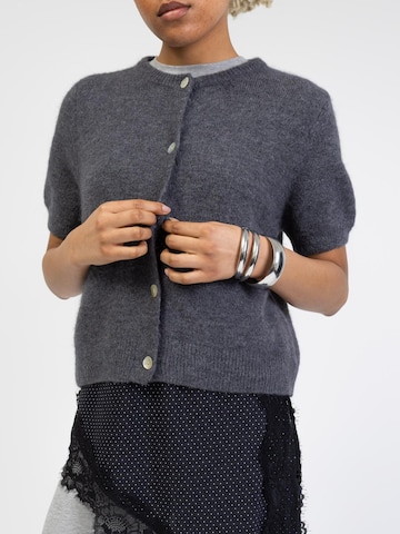 BROKE + SCHÖN Strickjacke 'Kurzarm Strickjacke'‌‌‌‌‌‌‌ in Grau