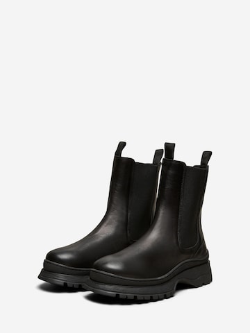 SELECTED FEMME Chelsea Boots in Black