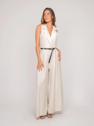 Dona Lisa Jumpsuit 'Combinaison pantalon fluide EZINE' in Beige
