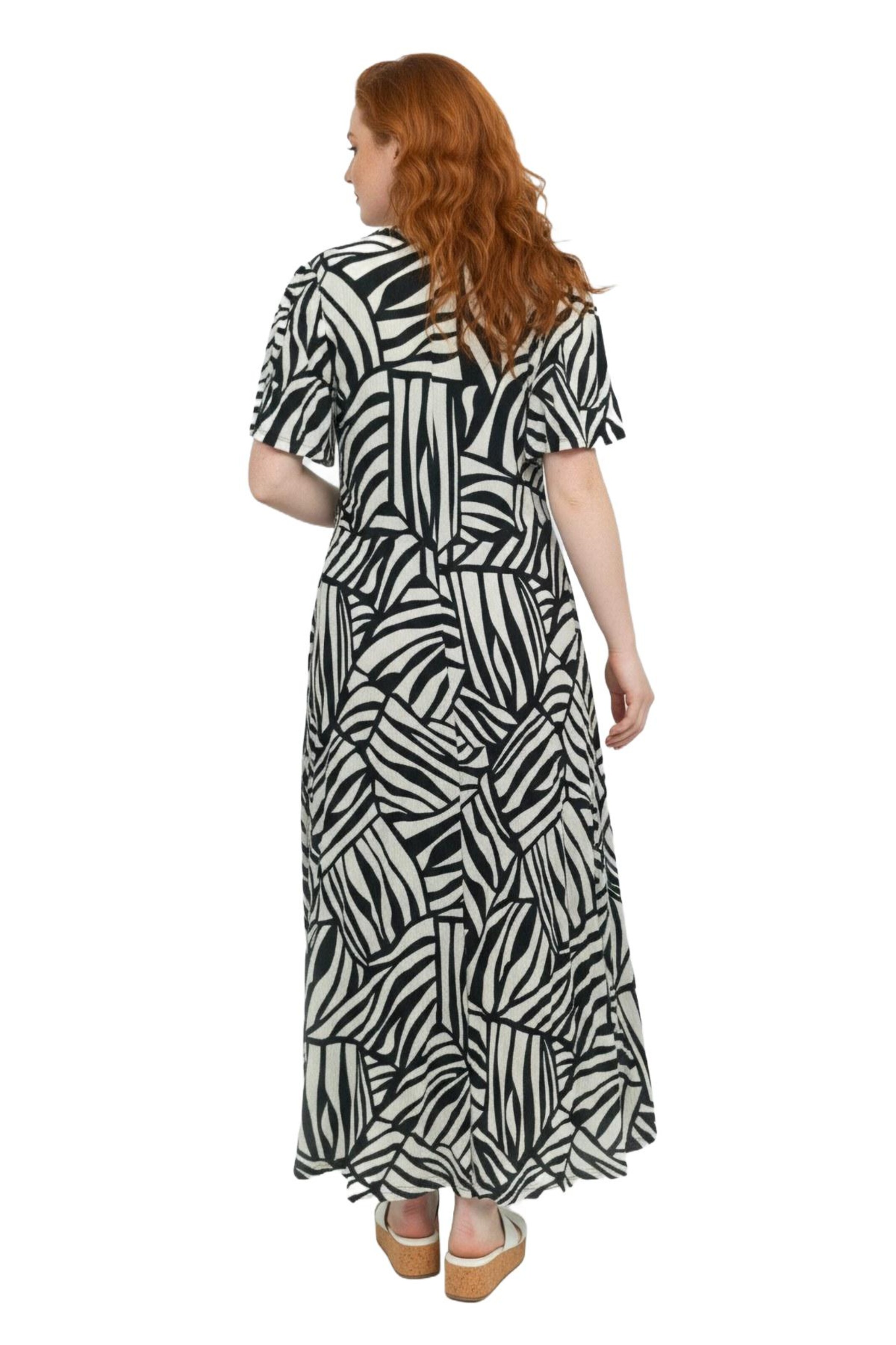Shape Of You Dress in Black
