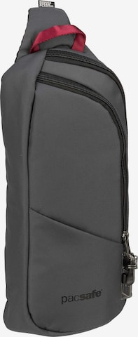 Pacsafe Rucksack in Grau: Vorderseite