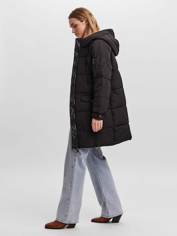 VERO MODA Between-season jacket 'Eloise' in Black