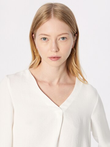 VERO MODA - Blusa 'VERA' em branco