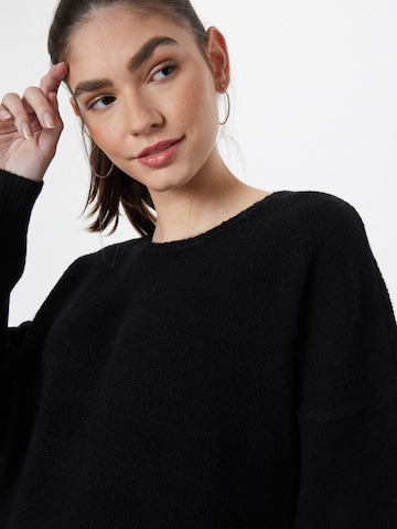 Urban Classics Sweater 'Chunky Fluffy' in Black