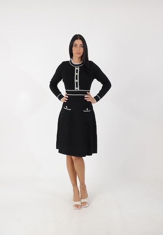 Elara Kjole i sort: forside