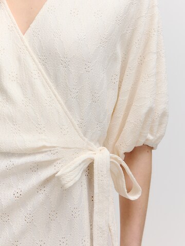 EDITED Kleid 'Beeke' (GRS) in Weiß