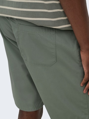 Only & Sons Szabványos Nadrág 'ONSKAL' - zöld