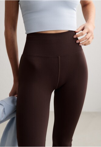 évasé Leggings 'Shape' Aim'n en marron