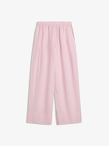 Wide leg Pantaloni cutați de la Bershka pe roz