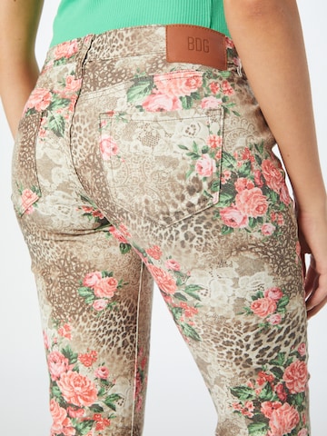 BDG Urban Outfitters - Acampanado Vaquero en Mezcla de colores