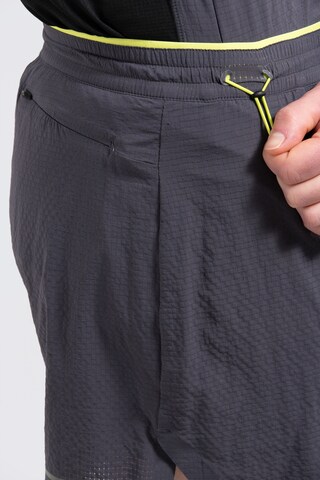 Rukka Regularen Športne hlače 'Matuni' | siva barva