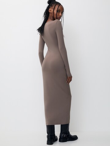 Pull&Bear Kleid in Braun