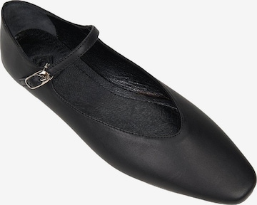 Desa Ballet Flats 'Ballerinen' in Black: front