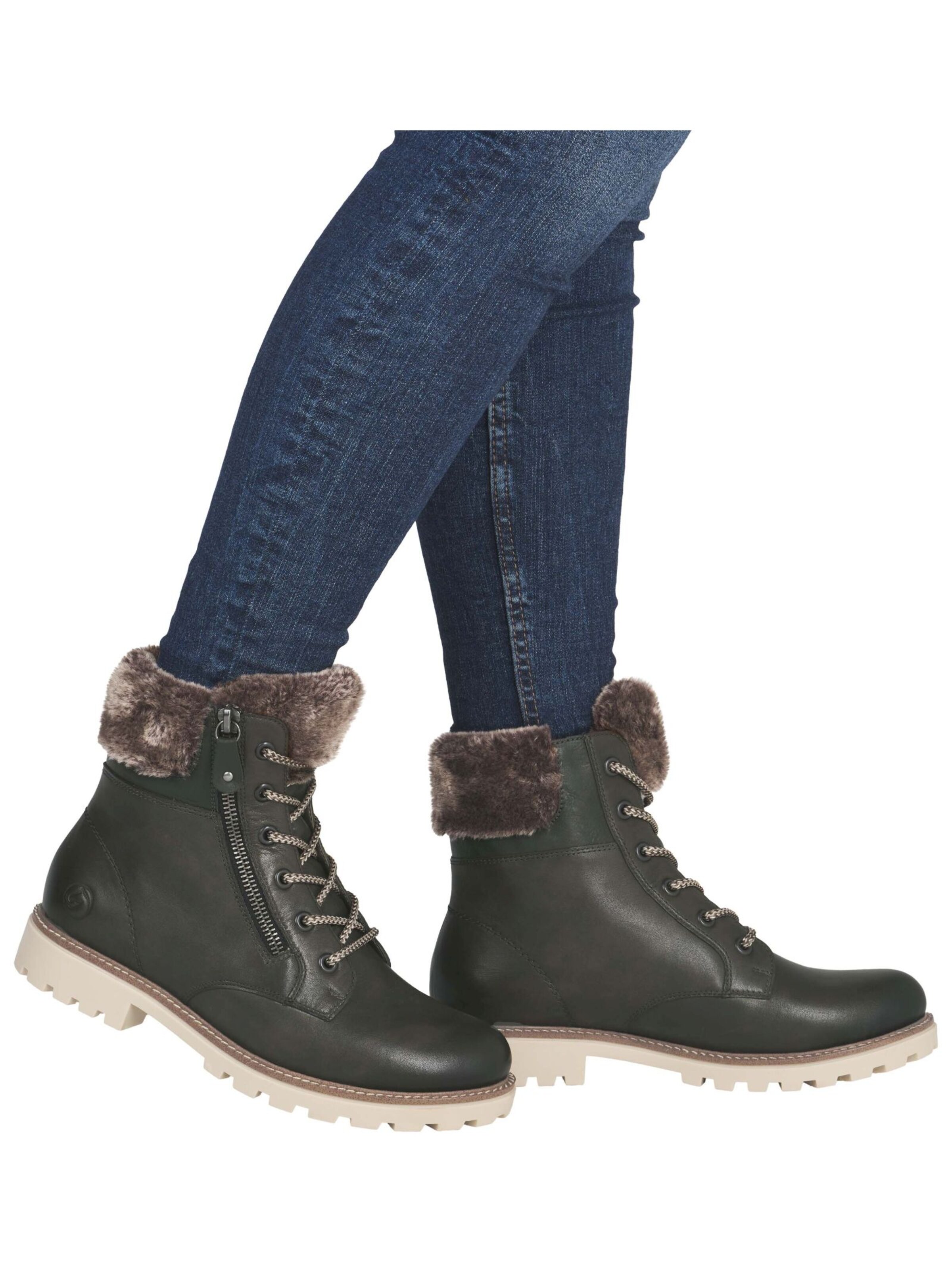 Bottines à lacets REMONTE en vert : devant