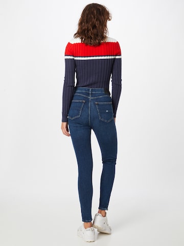 Tommy Jeans Skinny Farkut 'Sylvia' värissä sininen