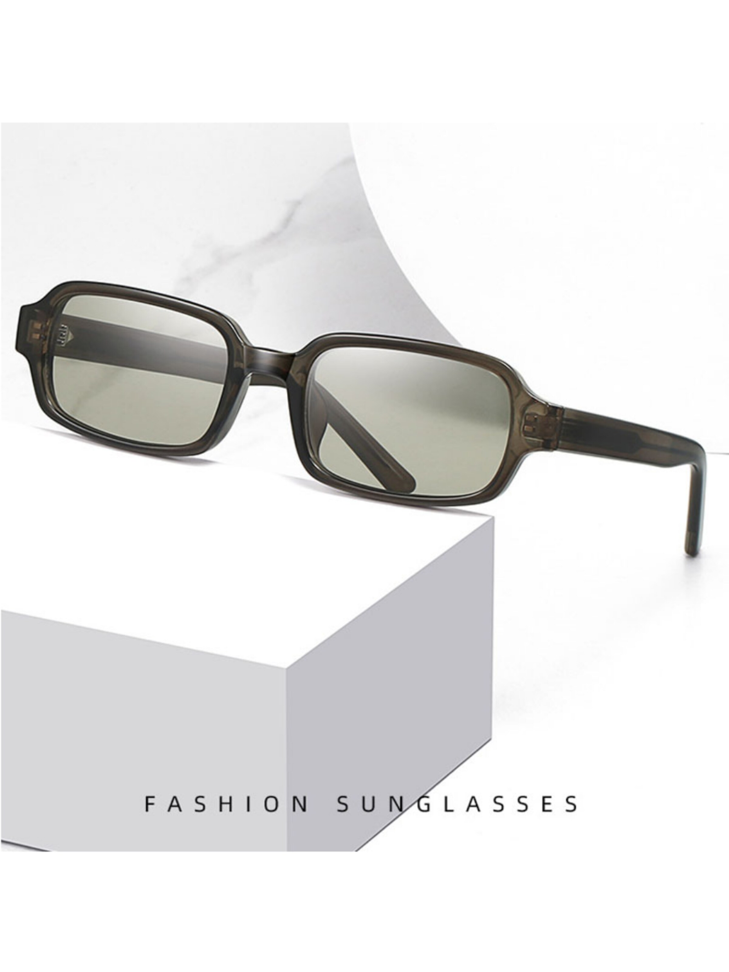 VEYREY Sunglasses in Transparent