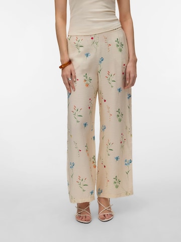 VERO MODA Wide leg Trousers 'VMJosie' in White: front