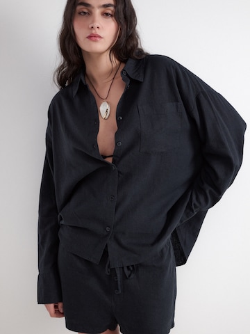 BALMOHK Bluse i sort: forside