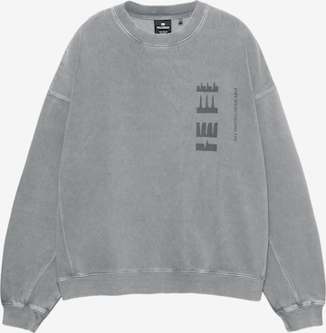 Pull&Bear Collegepaita värissä harmaa: etupuoli