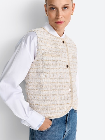 Gilet di Rich & Royal in bianco