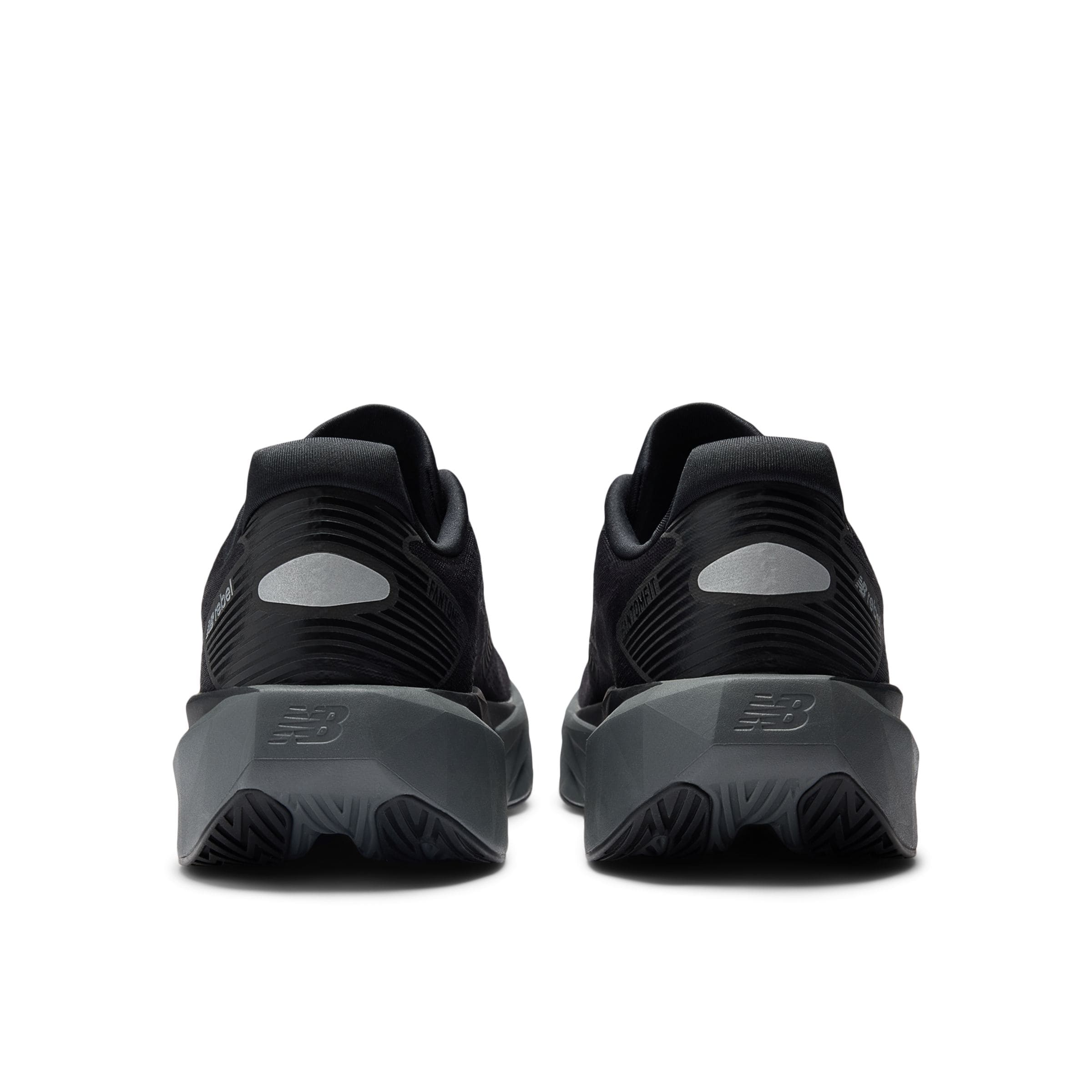 new balance Laufschuh 'Rebel v5' in Schwarz