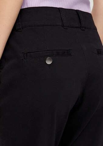Coupe slim Pantalon chino QS en noir