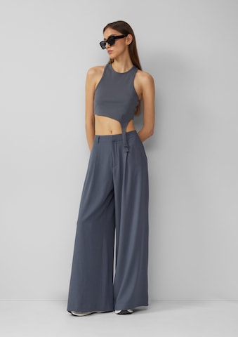 QS Top in Grau