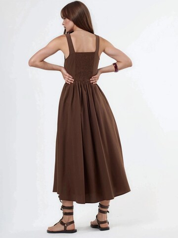 Busem Summer Dress in Brown
