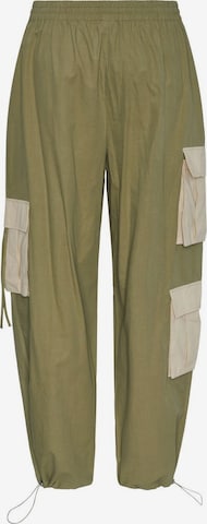 Loosefit Pantaloni 'Kim' di IIQUAL in verde