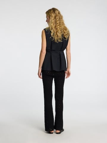 Coupe slim Pantalon 'SLFAgny' SELECTED FEMME en noir