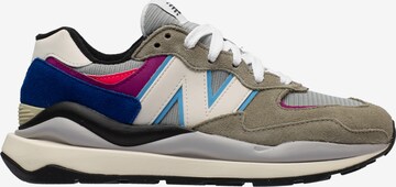 new balance Sneaker '5740' in Grau