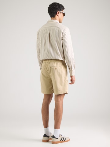GANT Regular Trousers in Beige
