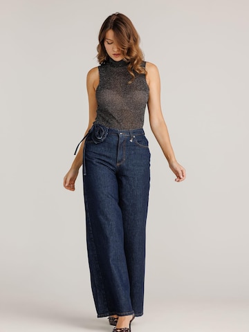 Largi Jeans de la Dixie pe albastru