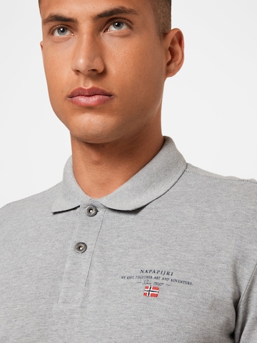 NAPAPIJRI Poloshirt 'ELBAS' in Grau