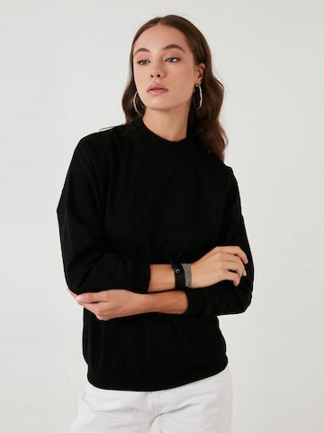 LELA Sweatshirt in Schwarz