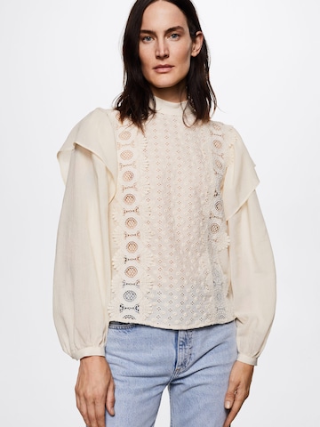 MANGO Blouse 'CLOSED' in Beige