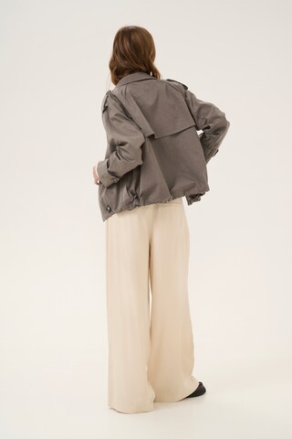 Veste mi-saison 'Mira' My Essential Wardrobe en marron