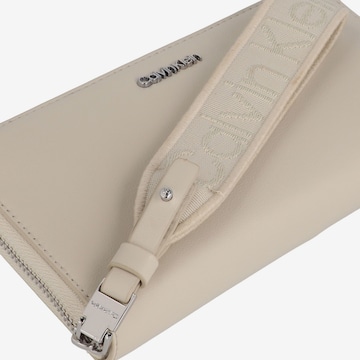 Calvin Klein Wallet 'Gracie' in Beige