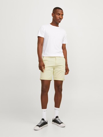 JACK & JONES - Regular Calças chino 'BOWIE' em amarelo