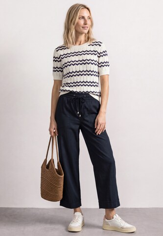 STREET ONE Regular Pants in Blue: front