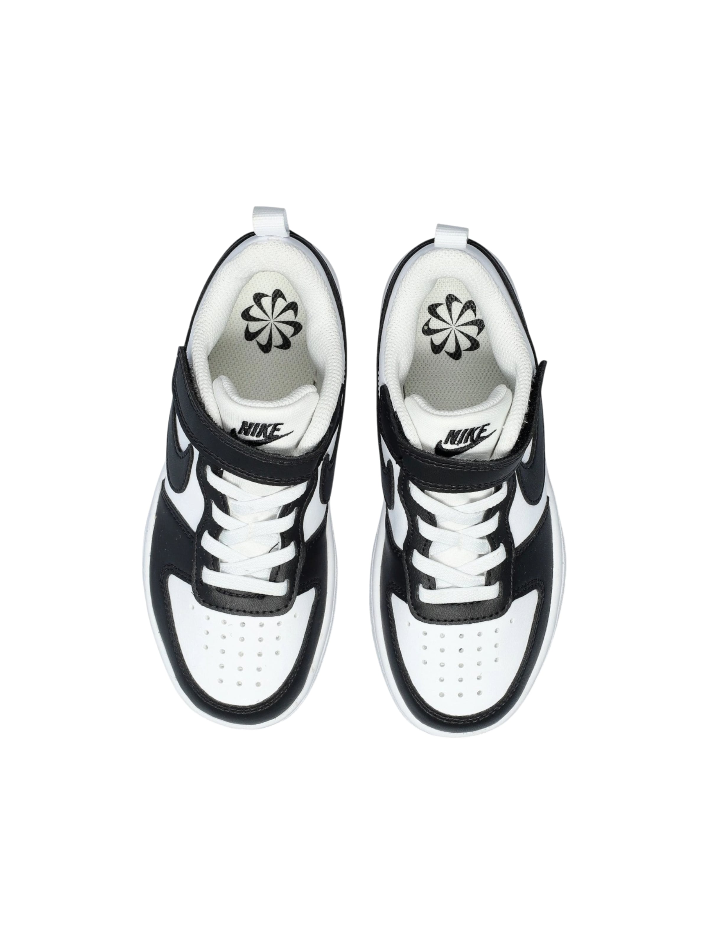 NIKE Sneaker in Schwarz
