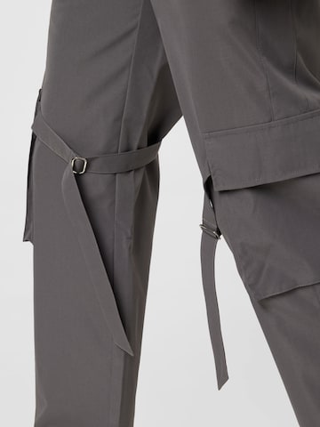 Regular Pantalon cargo Mennace en gris