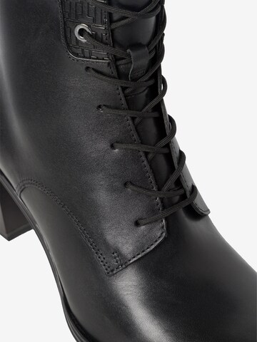 TAMARIS Lace-Up Boots in Black