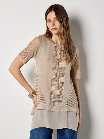 Apricot Blouse in Beige