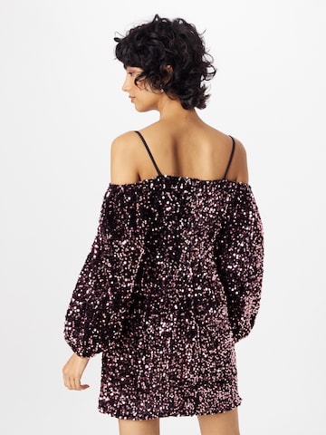 Robe de cocktail 'Skyler' AMY LYNN en noir