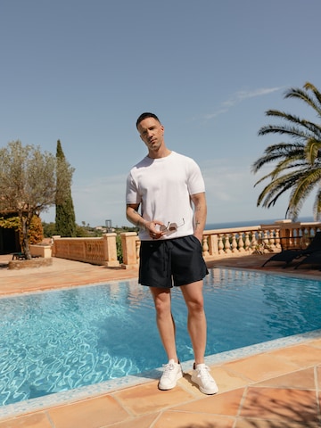DAN FOX APPAREL Футболка 'Matteo' в Белый