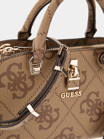 GUESS Handtasche 'Queensland' in Beige