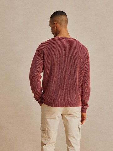 DAN FOX APPAREL Sweater 'Noel' in Red